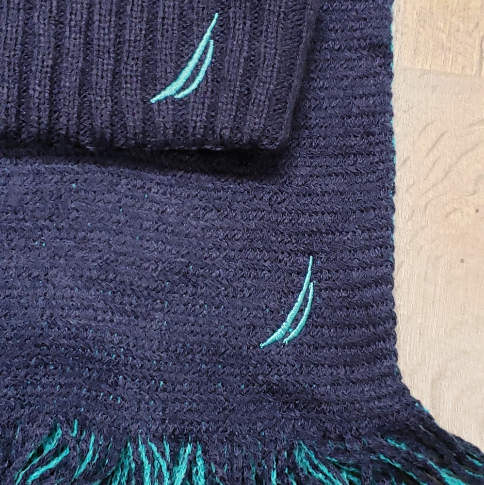 🆕️ Nautica 2 Piece Beanie/Hat & Scarf Gift Set 🎁 - Picture 8 of 13